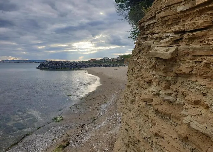 Апартамент Mitprot Panorama Bay 2 Ap 30 *